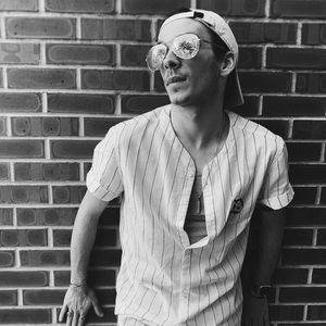 Meet your Posher, Dale